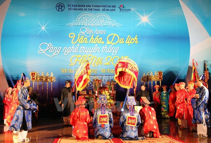 Hanoi traditional craft village tourism and culture festival 2015 opens  - ảnh 1